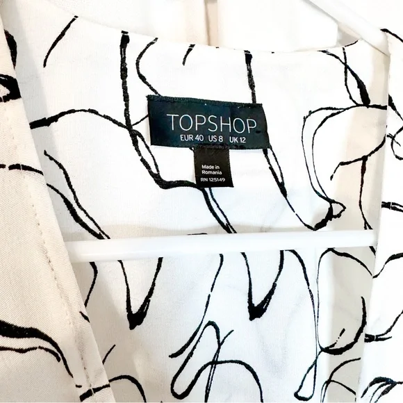 TopShop Abstract Print Blouse - Picture 3 of 5